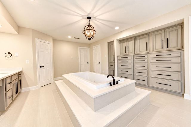 13222 Mission Valley Drive, Houston, TX 77069