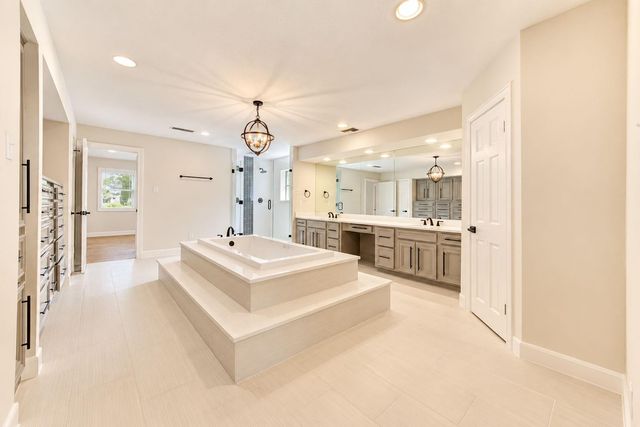 13222 Mission Valley Drive, Houston, TX 77069