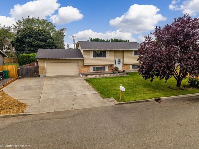 116 S Greenacres Rd, Greenacres, WA 99016