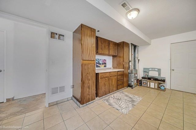 116 S Greenacres Rd, Greenacres, WA 99016