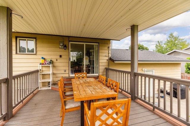 116 S Greenacres Rd, Greenacres, WA 99016