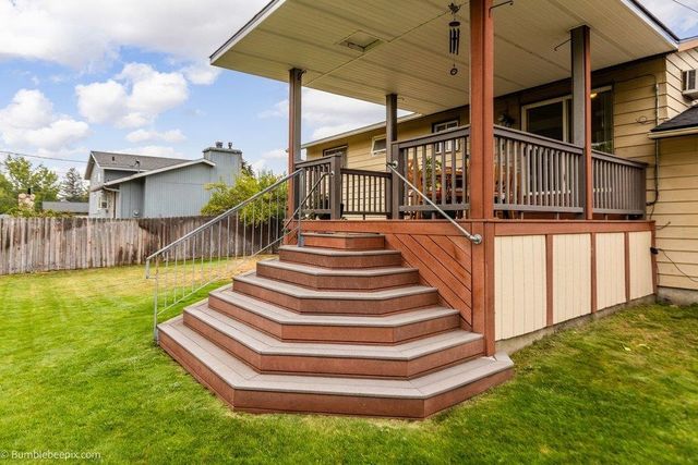 116 S Greenacres Rd, Greenacres, WA 99016
