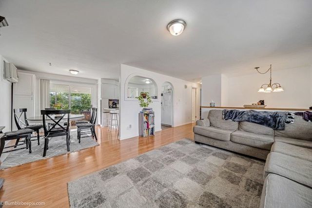 116 S Greenacres Rd, Greenacres, WA 99016