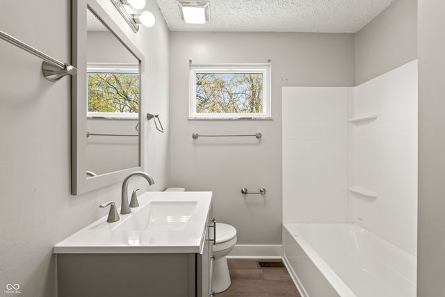 2935 Highland Place, Indianapolis, IN 46208