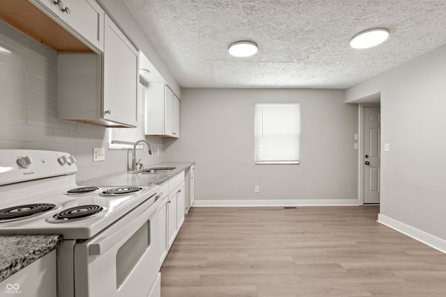 2935 Highland Place, Indianapolis, IN 46208