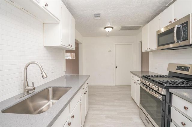 805 Horncastle Street, Channelview, TX 77530