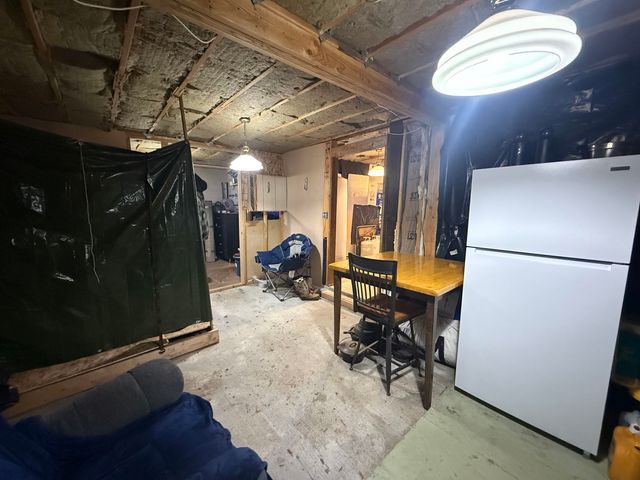 419 N GRANGE HALL ROAD, Fairbanks, AK 99712