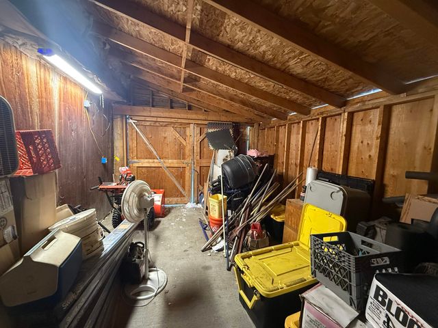 419 N GRANGE HALL ROAD, Fairbanks, AK 99712