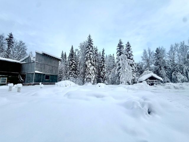 419 N GRANGE HALL ROAD, Fairbanks, AK 99712