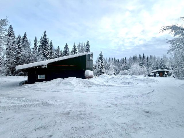 419 N GRANGE HALL ROAD, Fairbanks, AK 99712