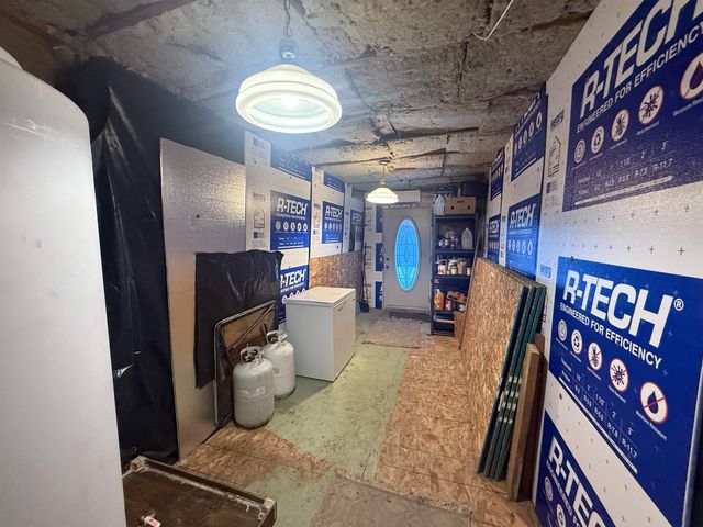 419 N GRANGE HALL ROAD, Fairbanks, AK 99712