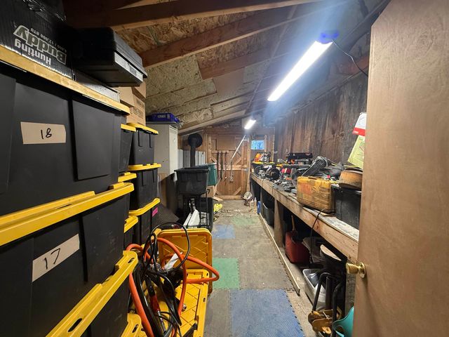 419 N GRANGE HALL ROAD, Fairbanks, AK 99712