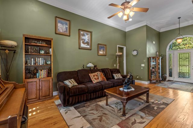 3260 Split Oak Lane, Ooltewah, TN 37363