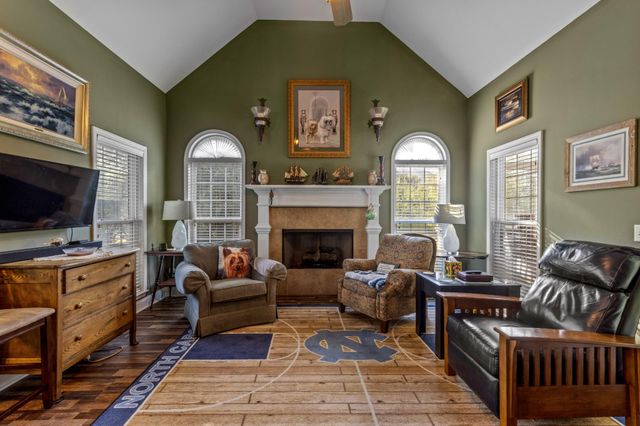 3260 Split Oak Lane, Ooltewah, TN 37363