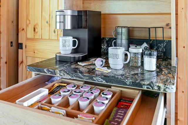 914 Forest View Drive, Frenchburg, KY 40322