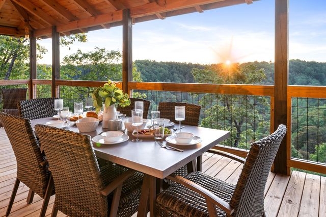 914 Forest View Drive, Frenchburg, KY 40322