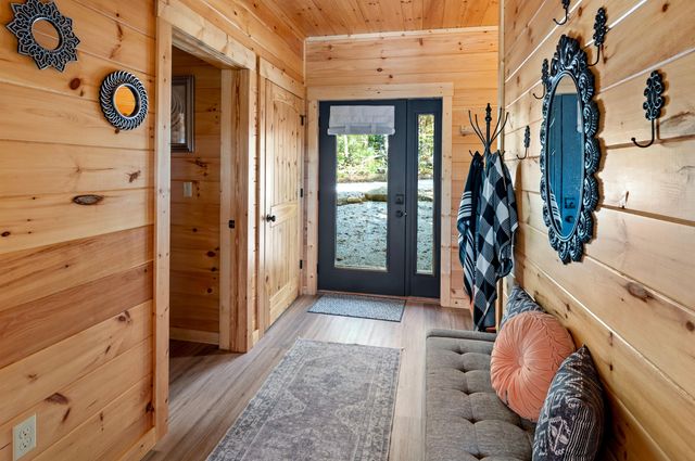 914 Forest View Drive, Frenchburg, KY 40322