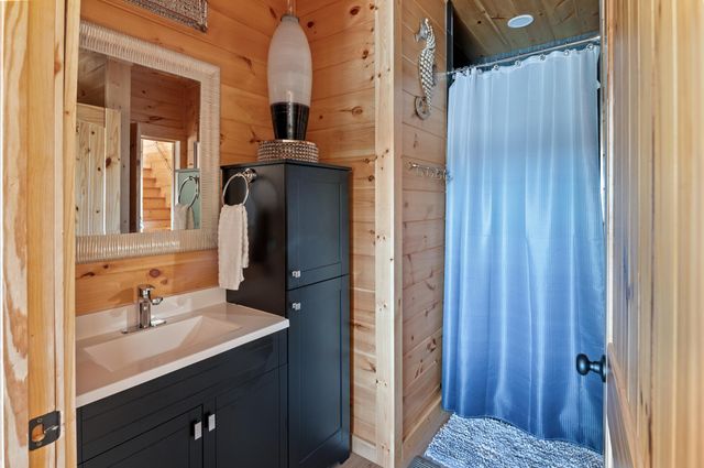 914 Forest View Drive, Frenchburg, KY 40322