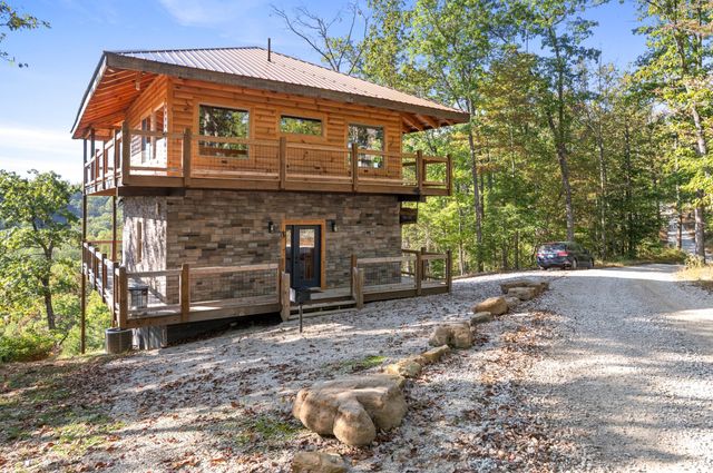 914 Forest View Drive, Frenchburg, KY 40322