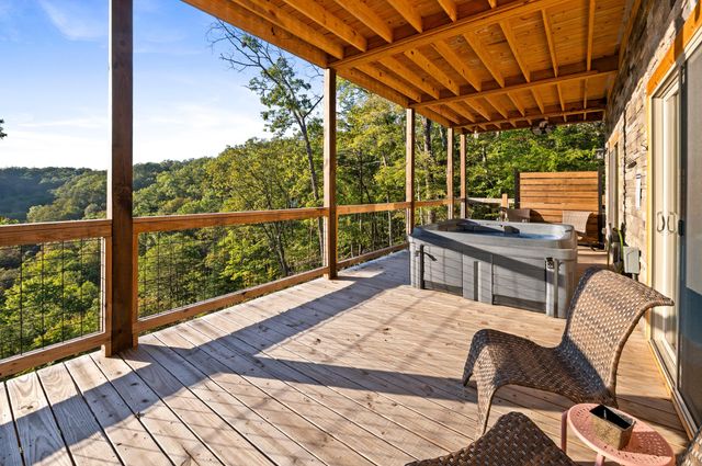 914 Forest View Drive, Frenchburg, KY 40322