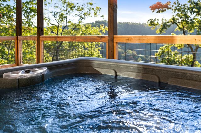 914 Forest View Drive, Frenchburg, KY 40322