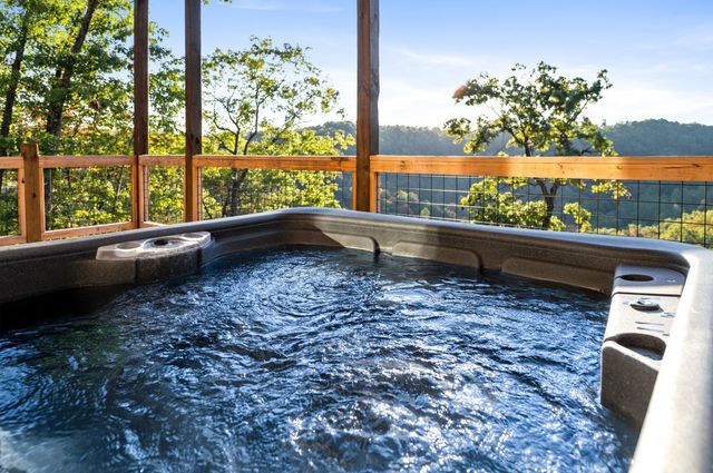 914 Forest View Drive, Frenchburg, KY 40322