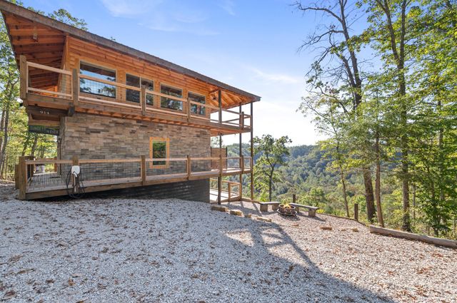 914 Forest View Drive, Frenchburg, KY 40322