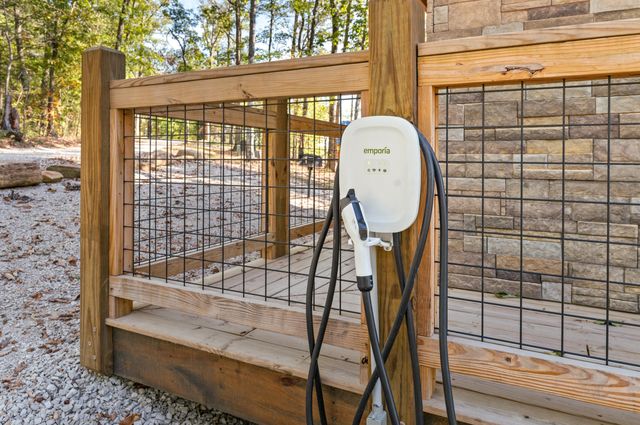 914 Forest View Drive, Frenchburg, KY 40322