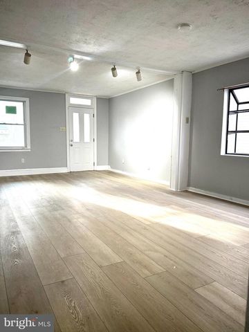 653 PINE ST, Bristol, PA 19007