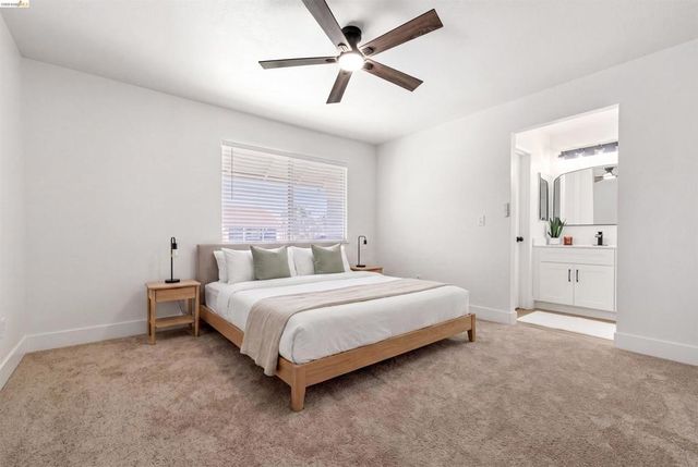 218 Almondtree Ln, Oakley, CA 94561