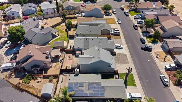 218 Almondtree Ln, Oakley, CA 94561