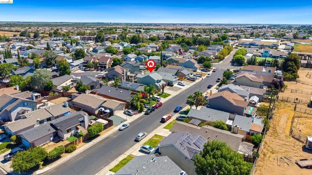 218 Almondtree Ln, Oakley, CA 94561