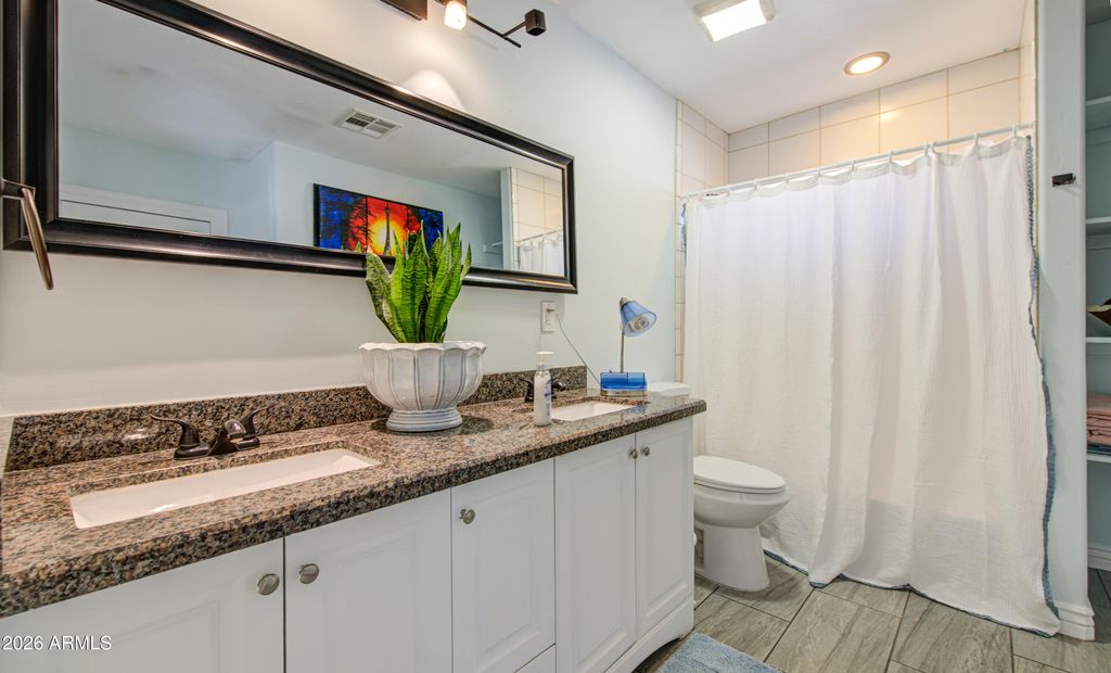 Image 28 of property listing at 2243 E WILLETTA Street, Phoenix, AZ 85006