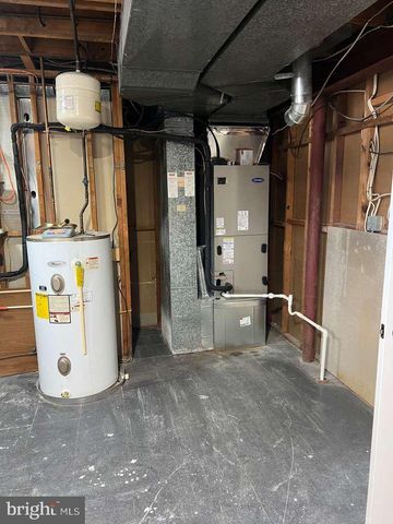 6 BABETTE CT, Baltimore, MD 21208