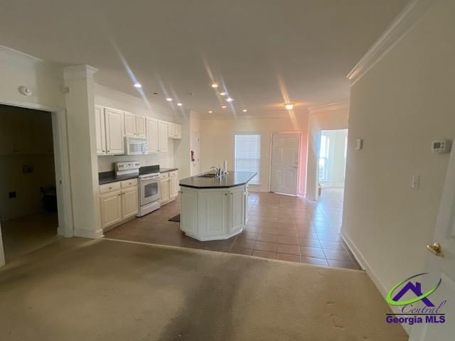 308 Spyglass Hill Drive, Perry, GA 31069