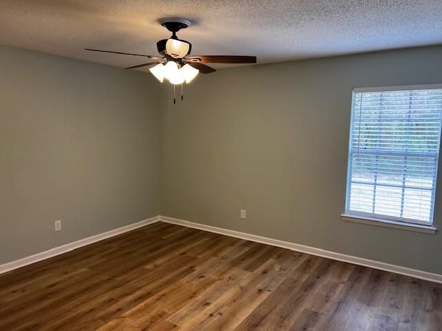 2056 Mesa Drive, Semmes, AL 36575