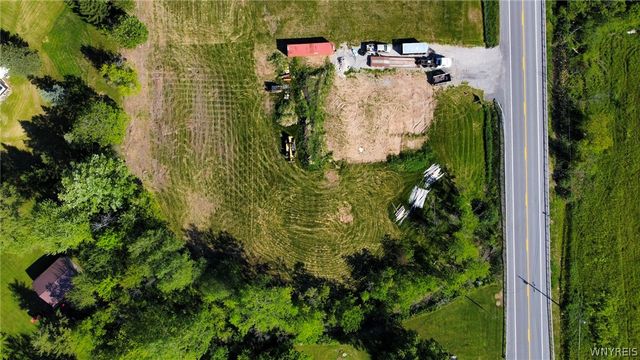5589 Stone Road, Lockport Town, NY 14094