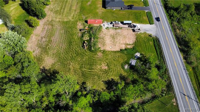5589 Stone Road, Lockport Town, NY 14094