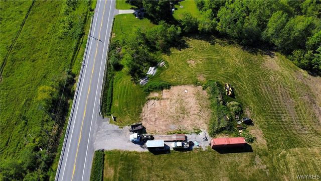 5589 Stone Road, Lockport Town, NY 14094