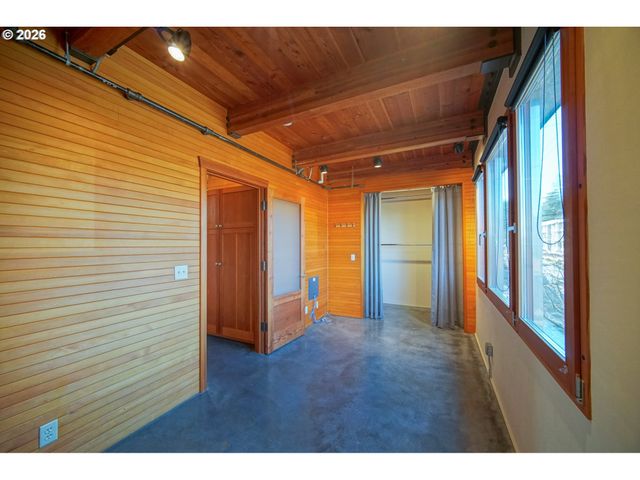 321 MILL St 2, Eugene, OR 97401