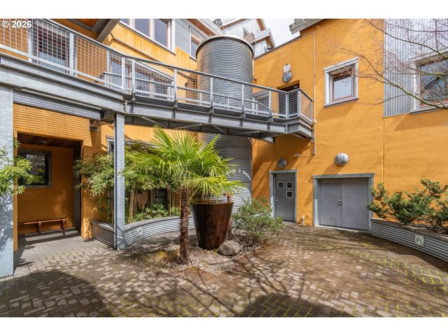 321 MILL St 2, Eugene, OR 97401