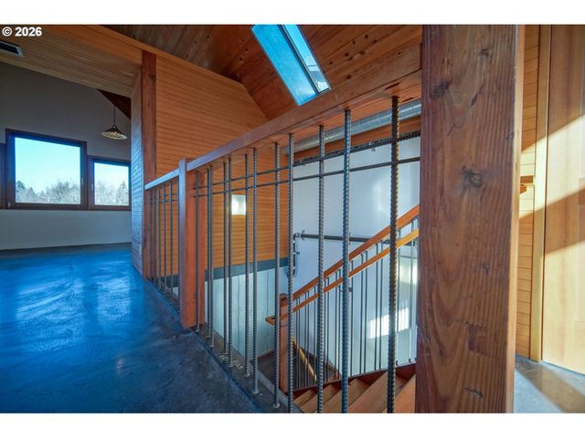 321 MILL St 2, Eugene, OR 97401