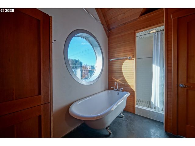 321 MILL St 2, Eugene, OR 97401