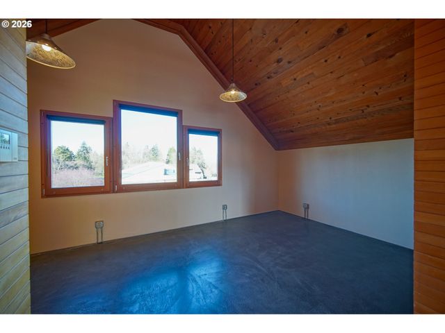 321 MILL St 2, Eugene, OR 97401