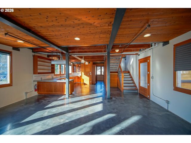 321 MILL St 2, Eugene, OR 97401