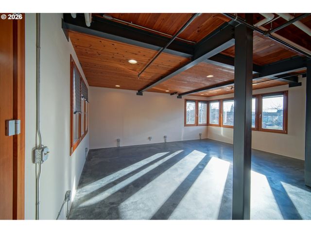 321 MILL St 2, Eugene, OR 97401