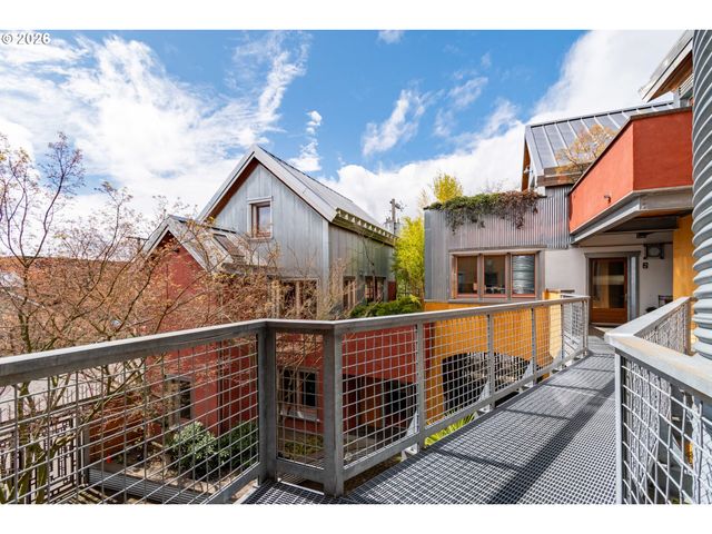 321 MILL St 2, Eugene, OR 97401