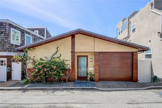 3205 Bayview Drive, Manhattan Beach, CA 90266