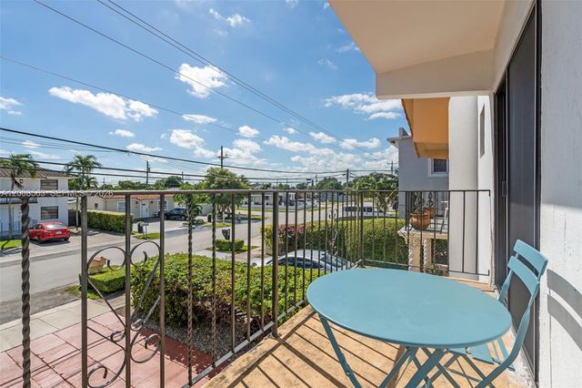 8773 SW 36th St -, Miami, FL 33165