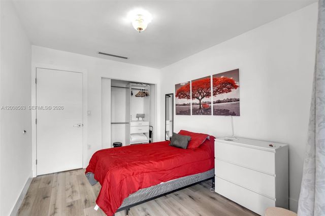 8773 SW 36th St -, Miami, FL 33165